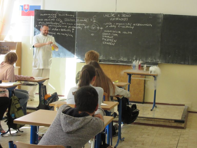 Vzdorujeme extrémizmu – projekt
