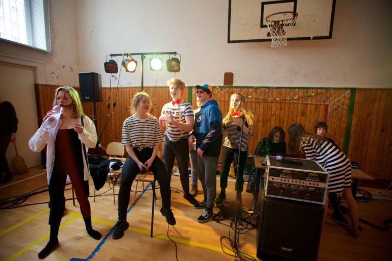 Školský karneval