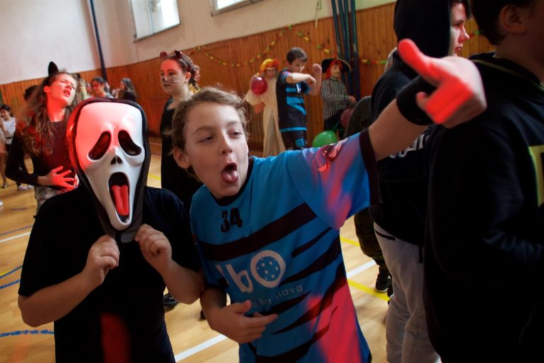 Školský karneval