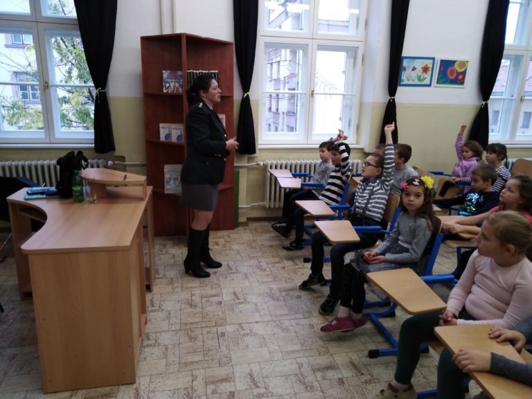Póla radí deťom