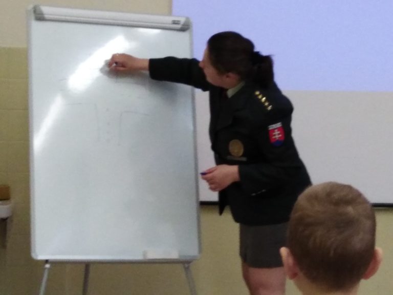 Póla radí deťom
