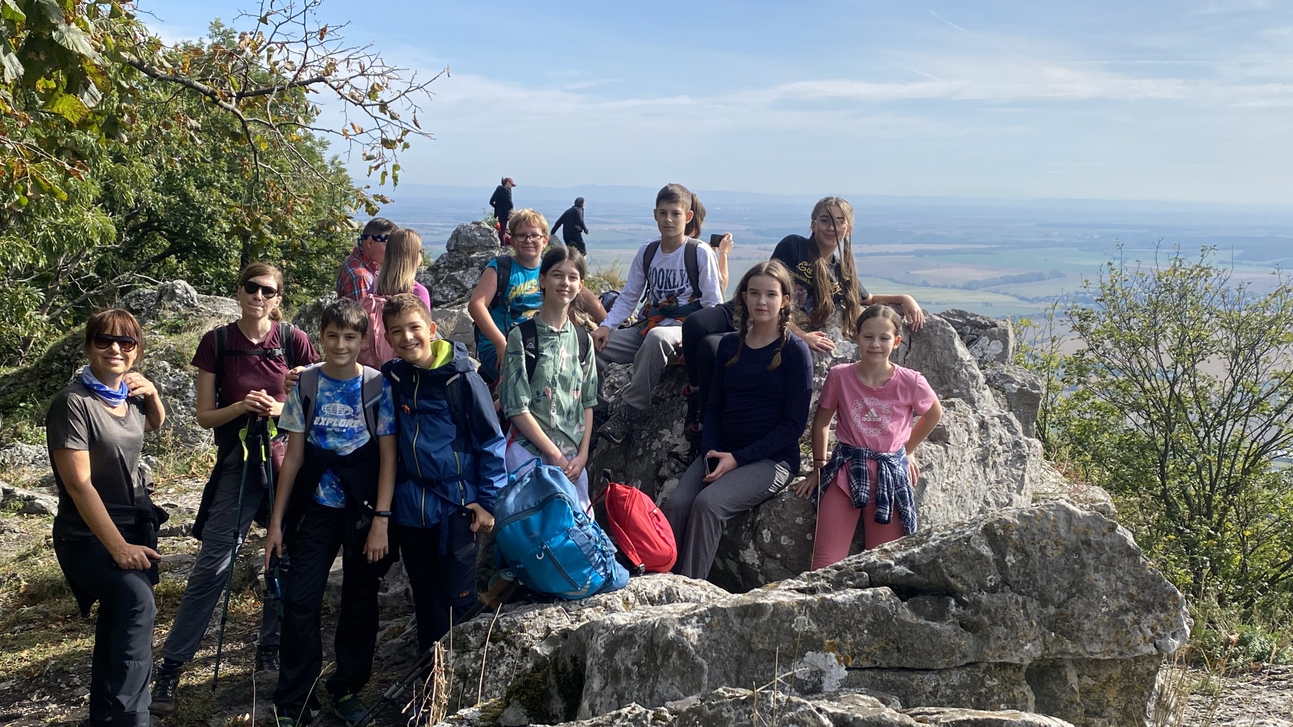 S turistickým krúžkom na najvyšší vrchol Malých Karpát ZÁRUBY