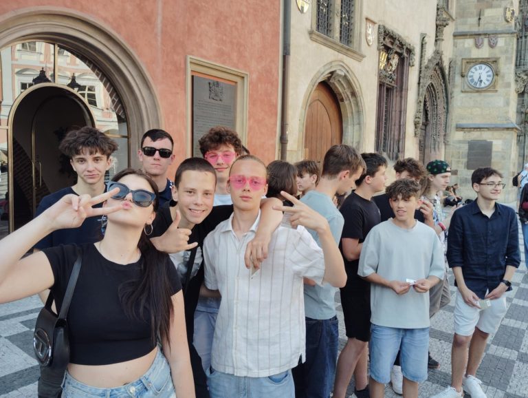 Deviataci v Prahe