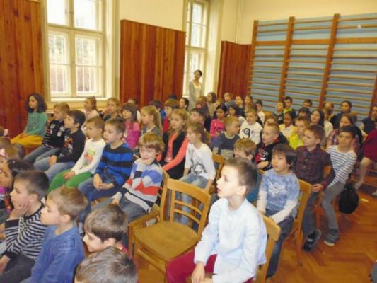 Beseda so spisovateľkou Ľubicou Kepštovou