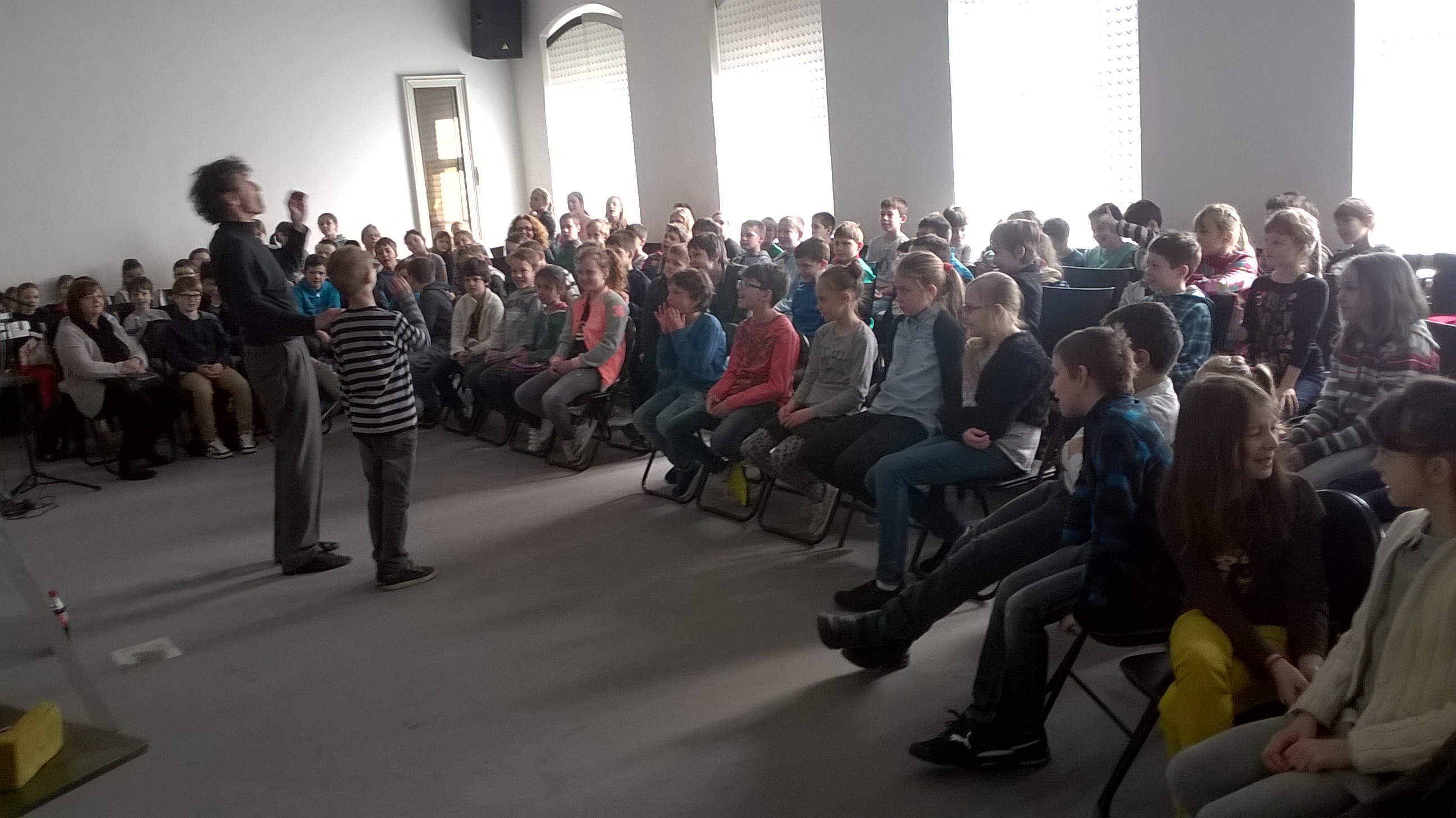 Výchovný koncert v Zichyho paláci